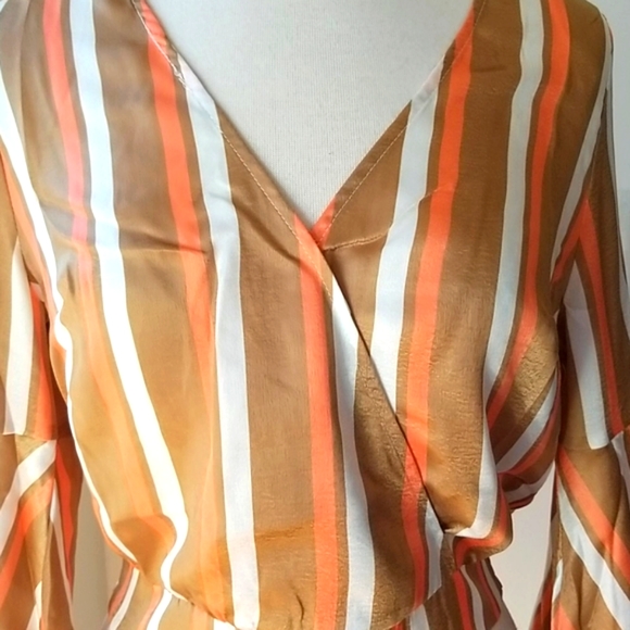 BOUTIQUE 🍏Jealous Tomato Olive & Orange 🍏Crop Top - Picture 8 of 13